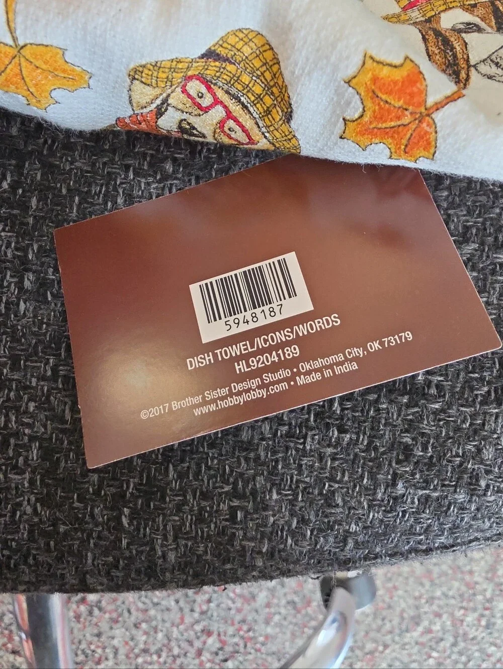 NWT Set Of 2 Dapper Dogs Fall Kitchen Towels 16